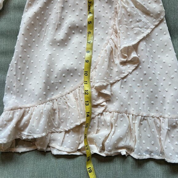 Elegant Showpo Mini Dress, Cream, Size 2 - Picture 11 of 12